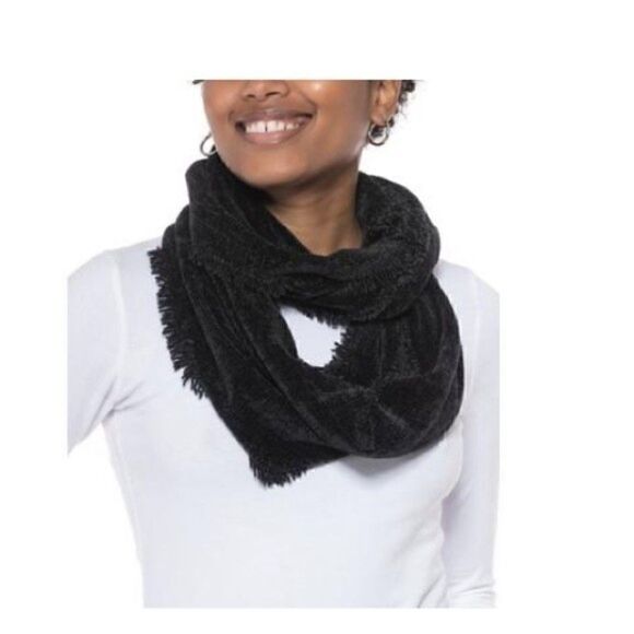 Charter Club black Chenille Infinity Scarf New, women accessories - Picture 2 of 4